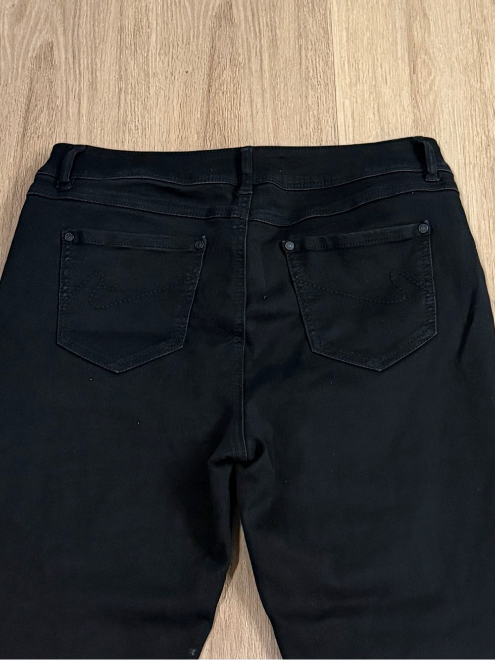 EST. 1846 Denim Women’s Stylish Black Mid-Rise Jeans size 12 - Picture 6 of 6